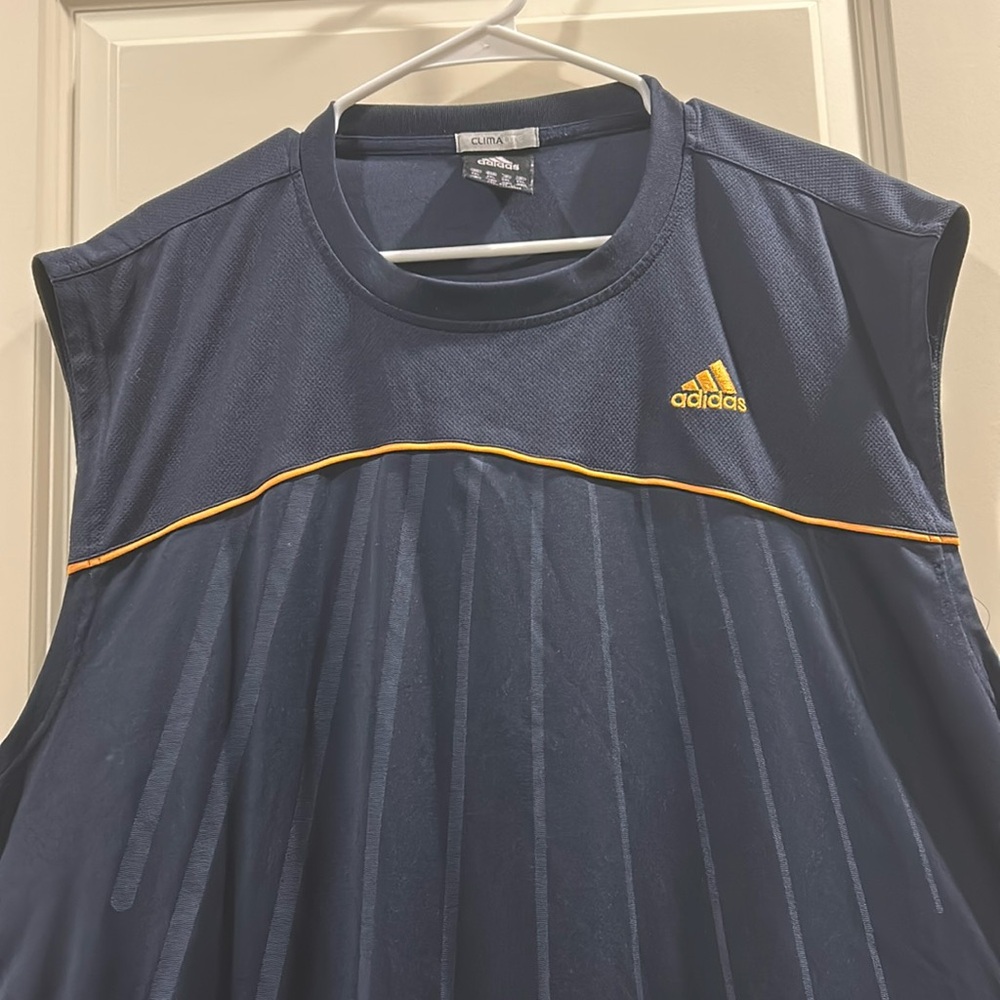 Adidas 2010 men Climalite Sleeveless tank top embroidered golden logo detail 2XL